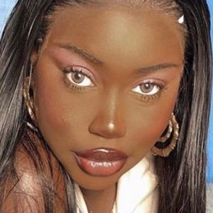 Meet your Posher, Joy